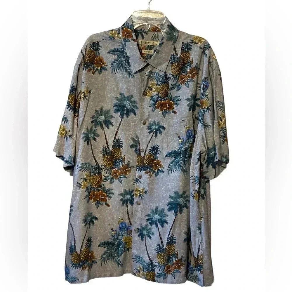Mens Hawaiian button down shirt​